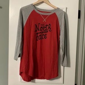 Men’s North face baseball tee